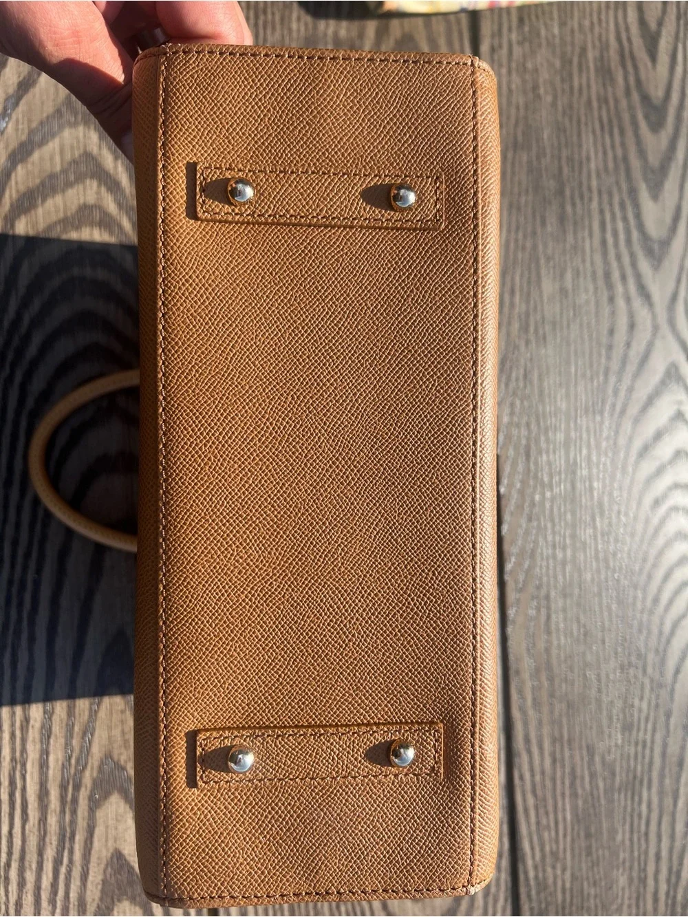 Dooney & Bourke Pebble Grain Large Barlow Satchel Tan Leather HL731 ST EUC